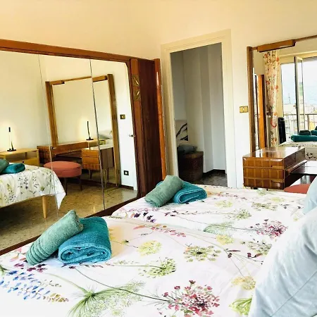 Condominio Serenella * Intra