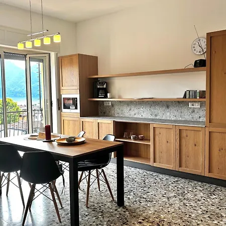 In Centro Citta Con Vista Sul Διαμέρισμα Βερμπάνια