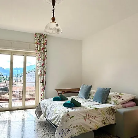 In The Center With Panoramic View Over The And Appartement Verbania